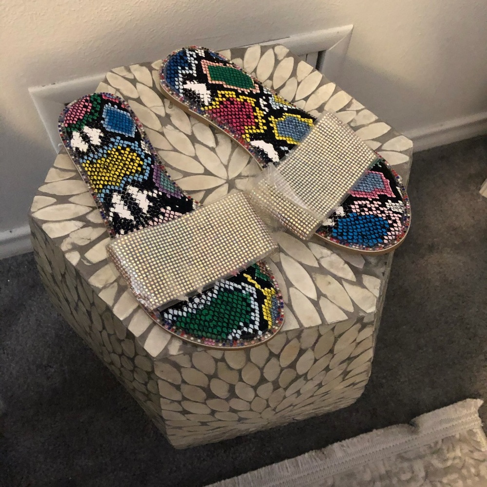 Rhinestone multicolored slide in sandals